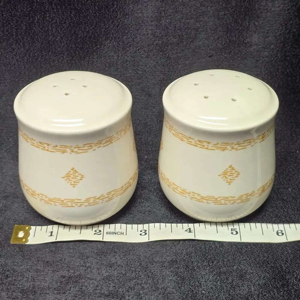 Vintage Mirage Corelle by Corning Salt & Pepper Shaker Made In Japan